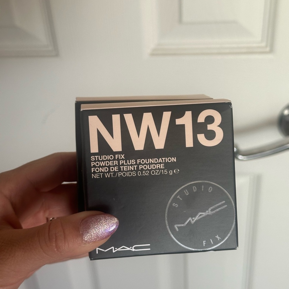 (2)MAC Studio Fix Powder Plus Foundation NW13